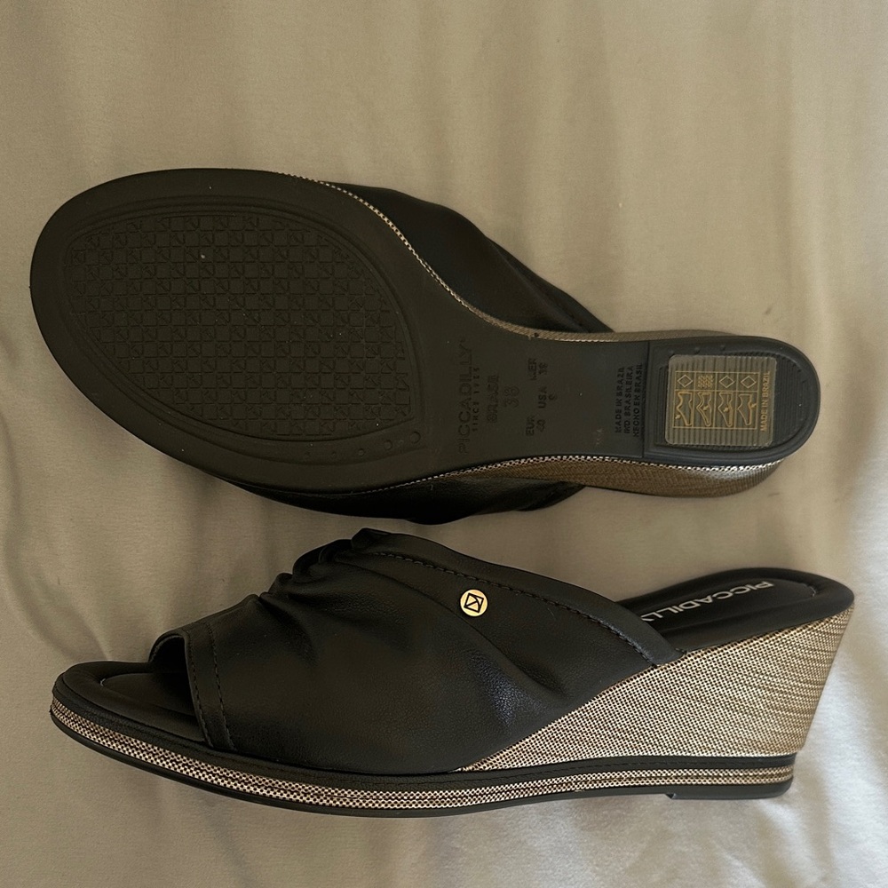 Picadilly Fashion Black Women's Mules - Picture 4 of 5